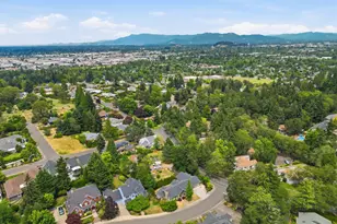 3325 Park Hills Dr, Eugene, OR 97405 - Photo 37