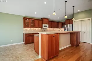 736 SE St Andrews Ln, Dallas, OR 97338 - Photo 19