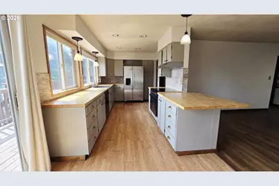 1205 Aspen Dr, La Grande, OR 97850 - Photo 9