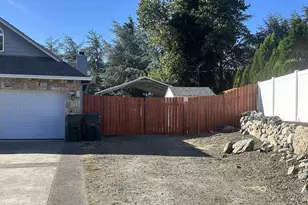 251 Martha Dr, Winchester, OR 97495 - Photo 43