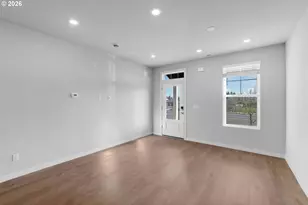 3329 SW 209th Ave, Hillsboro, OR 97123 - Photo 9