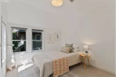 1912 NE 11th Ave, Portland, OR 97212 - Photo 19