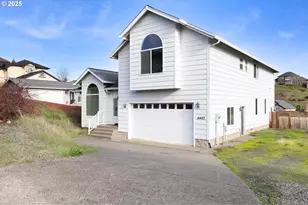 4467 Melody Ln, Roseburg, OR 97471 - Photo 1