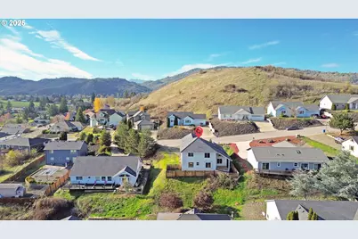 4467 Melody Ln, Roseburg, OR 97471 - Photo 39