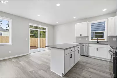 3155 NE 117th Ave, Portland, OR 97220 - Photo 13