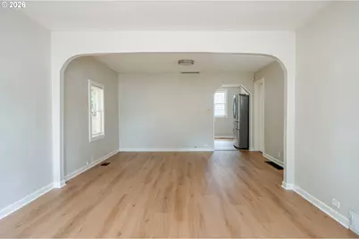 12106 SE Market St, Portland, OR 97216 - Photo 3
