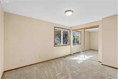 9350 SW Julia Pl, Tigard, OR 97224 - Photo 19