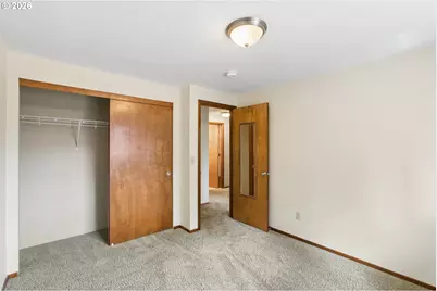 9350 SW Julia Pl, Tigard, OR 97224 - Photo 23