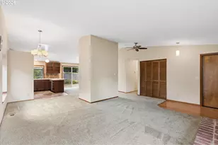 9350 SW Julia Pl, Tigard, OR 97224 - Photo 11