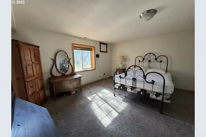 39612 Sumpter Valley Hwy, Sumpter, OR 97877 - Photo 23