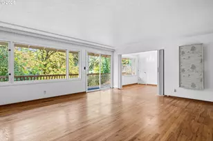 13248 S Iron Mountain Blvd, Portland, OR 97219 - Photo 11