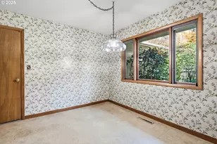 13248 S Iron Mountain Blvd, Portland, OR 97219 - Photo 15