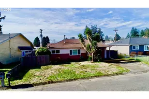 403 Linden Ln, Brookings, OR 97415 - Photo 3