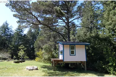 47615 Oregon Coast Hwy, Bandon, OR 97411 - Photo 21