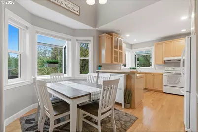 16096 SE Flavel Dr, Portland, OR 97236 - Photo 11
