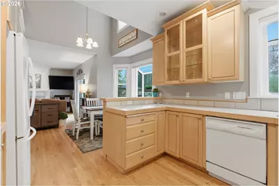 16096 SE Flavel Dr, Portland, OR 97236 - Photo 13