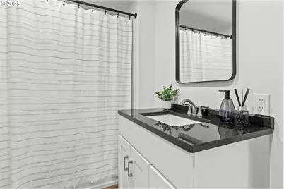 27645 Snyder Rd, Junction City, OR 97448 - Photo 23