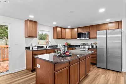 27645 Snyder Rd, Junction City, OR 97448 - Photo 9