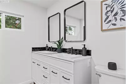 27645 Snyder Rd, Junction City, OR 97448 - Photo 19