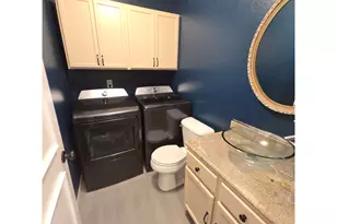 8550 N Allegheny Ave, Portland, OR 97203 - Photo 7