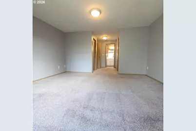 8550 N Allegheny Ave, Portland, OR 97203 - Photo 15