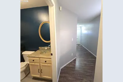 8550 N Allegheny Ave, Portland, OR 97203 - Photo 7