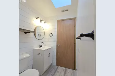 8550 N Allegheny Ave, Portland, OR 97203 - Photo 21