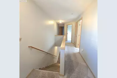 8550 N Allegheny Ave, Portland, OR 97203 - Photo 11