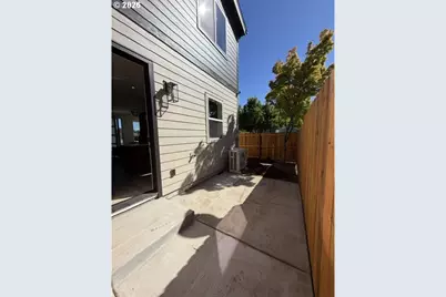 4590 SE Carlton Ave, Portland, OR 97206 - Photo 9