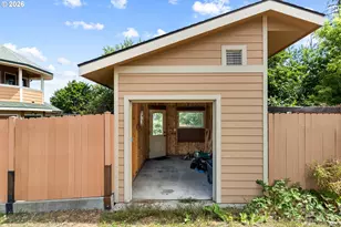 702 B Ave, La Grande, OR 97850 - Photo 45