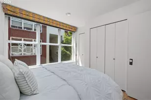 1009 NW Hoyt St, Portland, OR 97209 - Photo 25