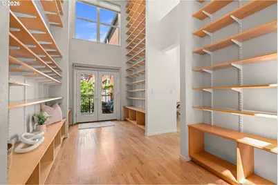 1009 NW Hoyt St #201, Portland, OR 97209 - Photo 17