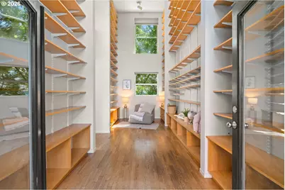 1009 NW Hoyt St #201, Portland, OR 97209 - Photo 17