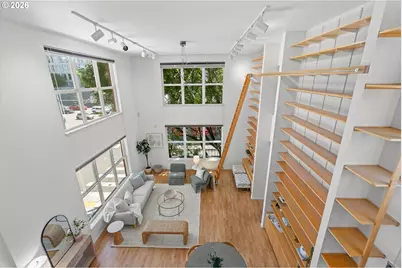 1009 NW Hoyt St #201, Portland, OR 97209 - Photo 9