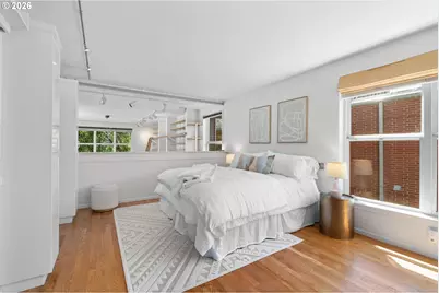 1009 NW Hoyt St #201, Portland, OR 97209 - Photo 27