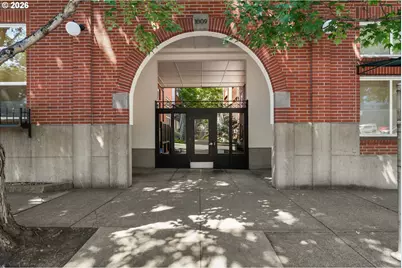 1009 NW Hoyt St #201, Portland, OR 97209 - Photo 1