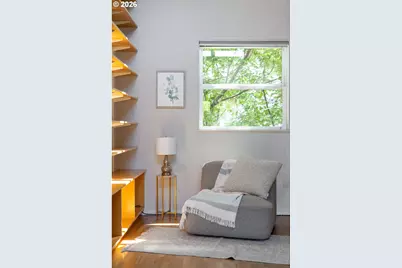 1009 NW Hoyt St #201, Portland, OR 97209 - Photo 23
