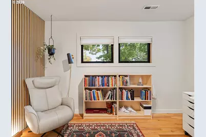 6330 SE Woodstock Blvd, Portland, OR 97206 - Photo 15