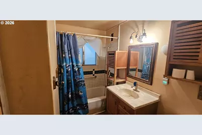 2919 SE 175th Pl, Portland, OR 97236 - Photo 9