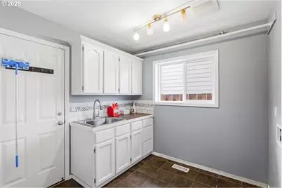 3521 NW Dahlia Dr, Camas, WA 98607 - Photo 17