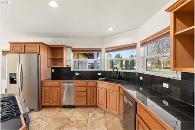 802 State St, Centralia, WA 98531 - Photo 7