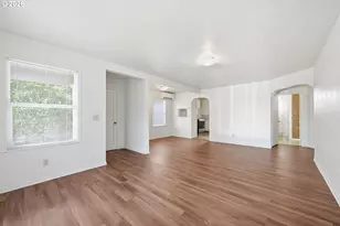 1501 E St, Springfield, OR 97477 - Photo 9