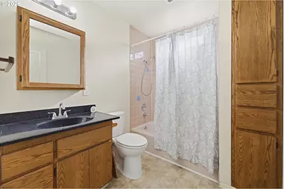 1501 E St, Springfield, OR 97477 - Photo 25