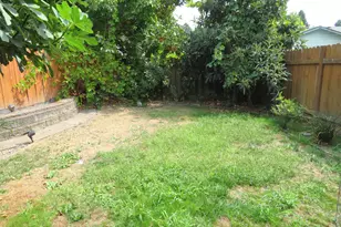 1740 NE Darby St, Hillsboro, OR 97124 - Photo 31