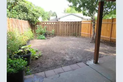 1740 NE Darby St, Hillsboro, OR 97124 - Photo 35