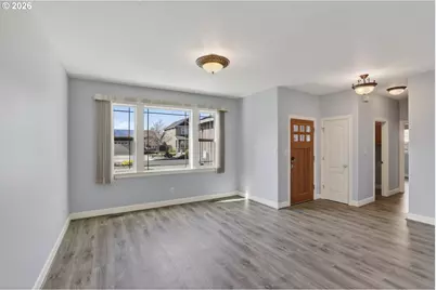 105 Chinook St, Rainier, OR 97048 - Photo 9