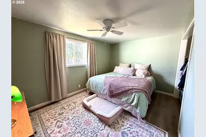 4073 Marshall Ave, Eugene, OR 97402 - Photo 9