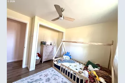 4073 Marshall Ave, Eugene, OR 97402 - Photo 13