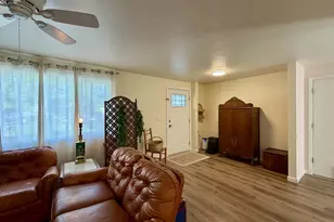 4073 Marshall Ave, Eugene, OR 97402 - Photo 5