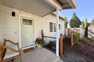 4073 Marshall Ave, Eugene, OR 97402 - Photo 15
